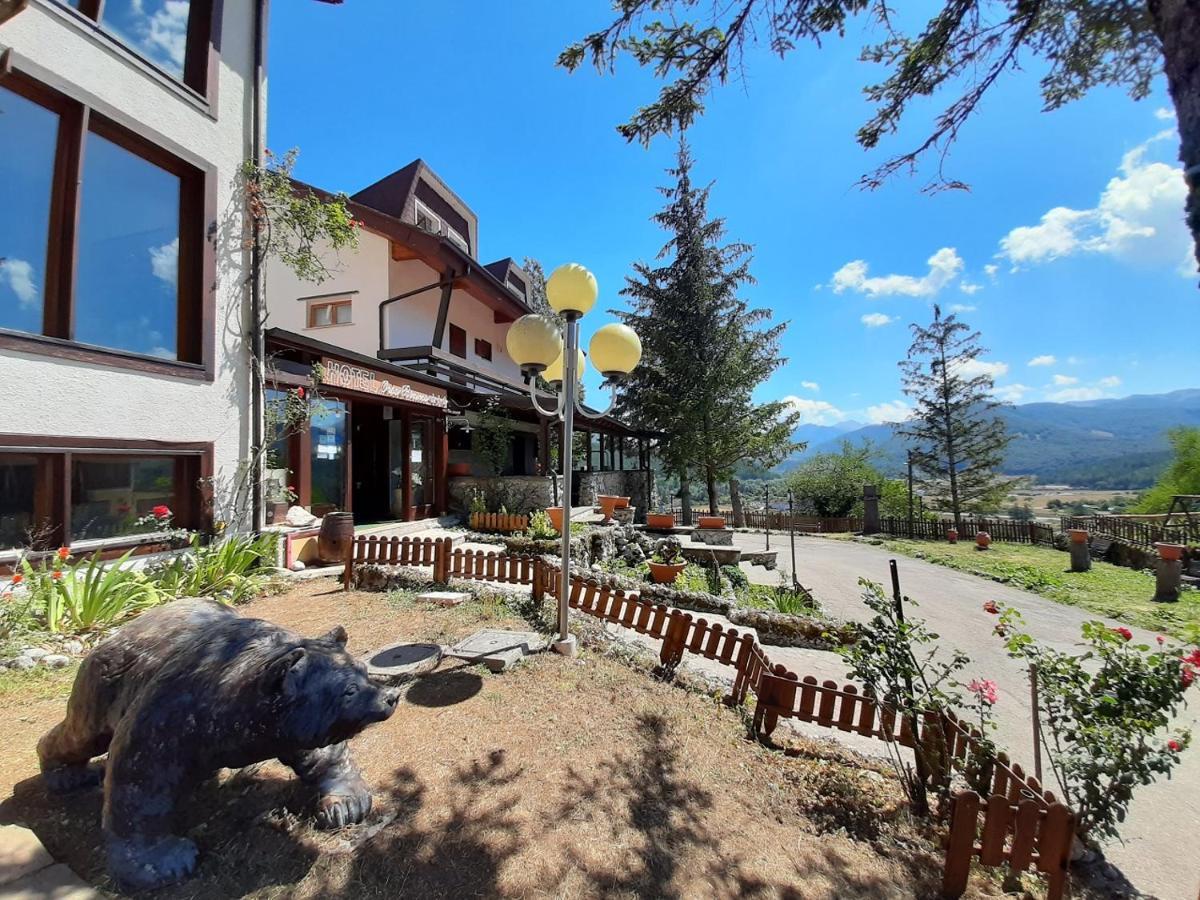 פסקאסרולי Hotel Orso Bianco מראה חיצוני תמונה