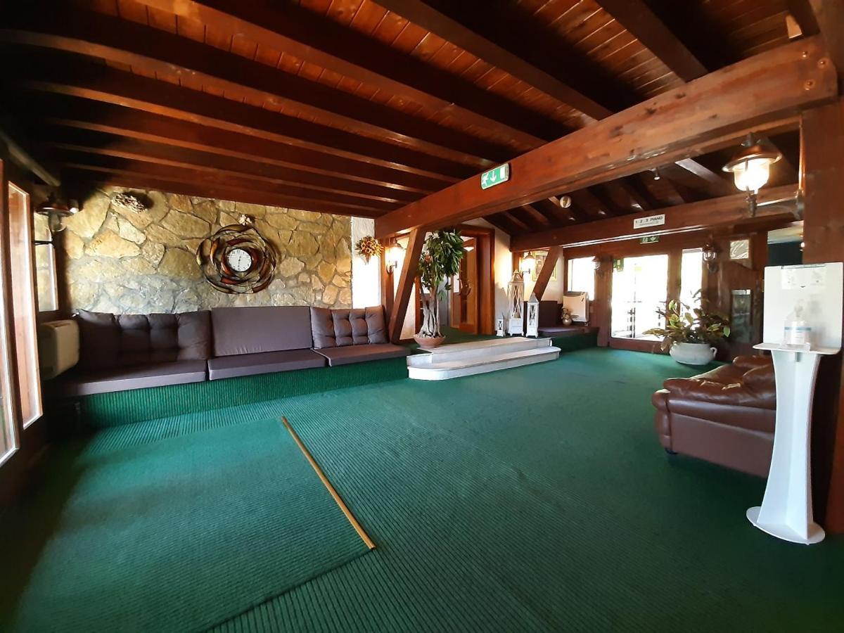 פסקאסרולי Hotel Orso Bianco מראה חיצוני תמונה
