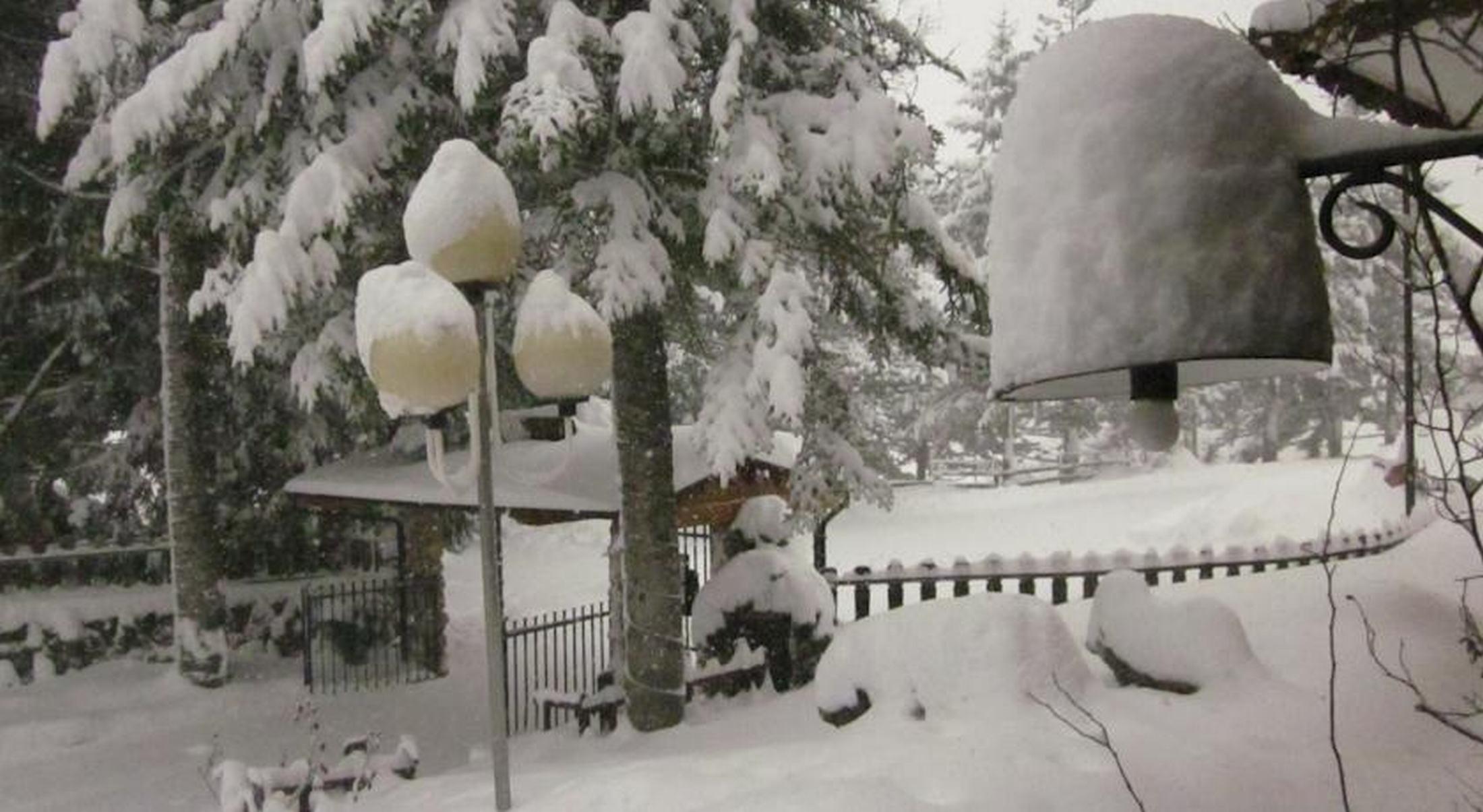 פסקאסרולי Hotel Orso Bianco מראה חיצוני תמונה