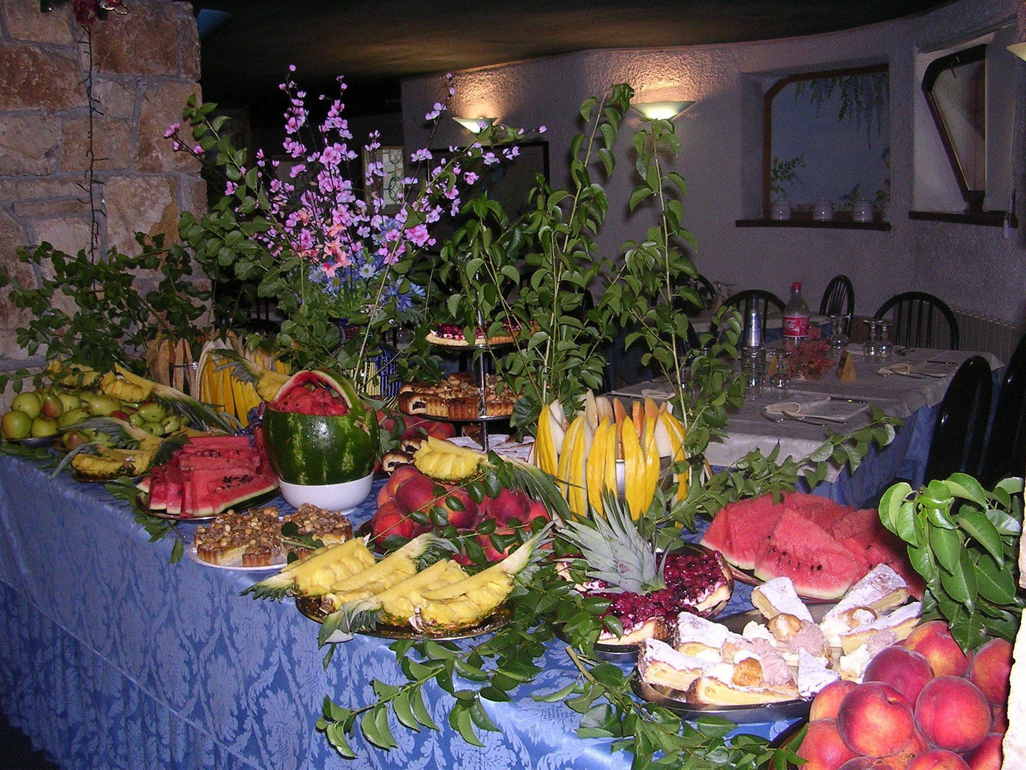 פסקאסרולי Hotel Orso Bianco מראה חיצוני תמונה