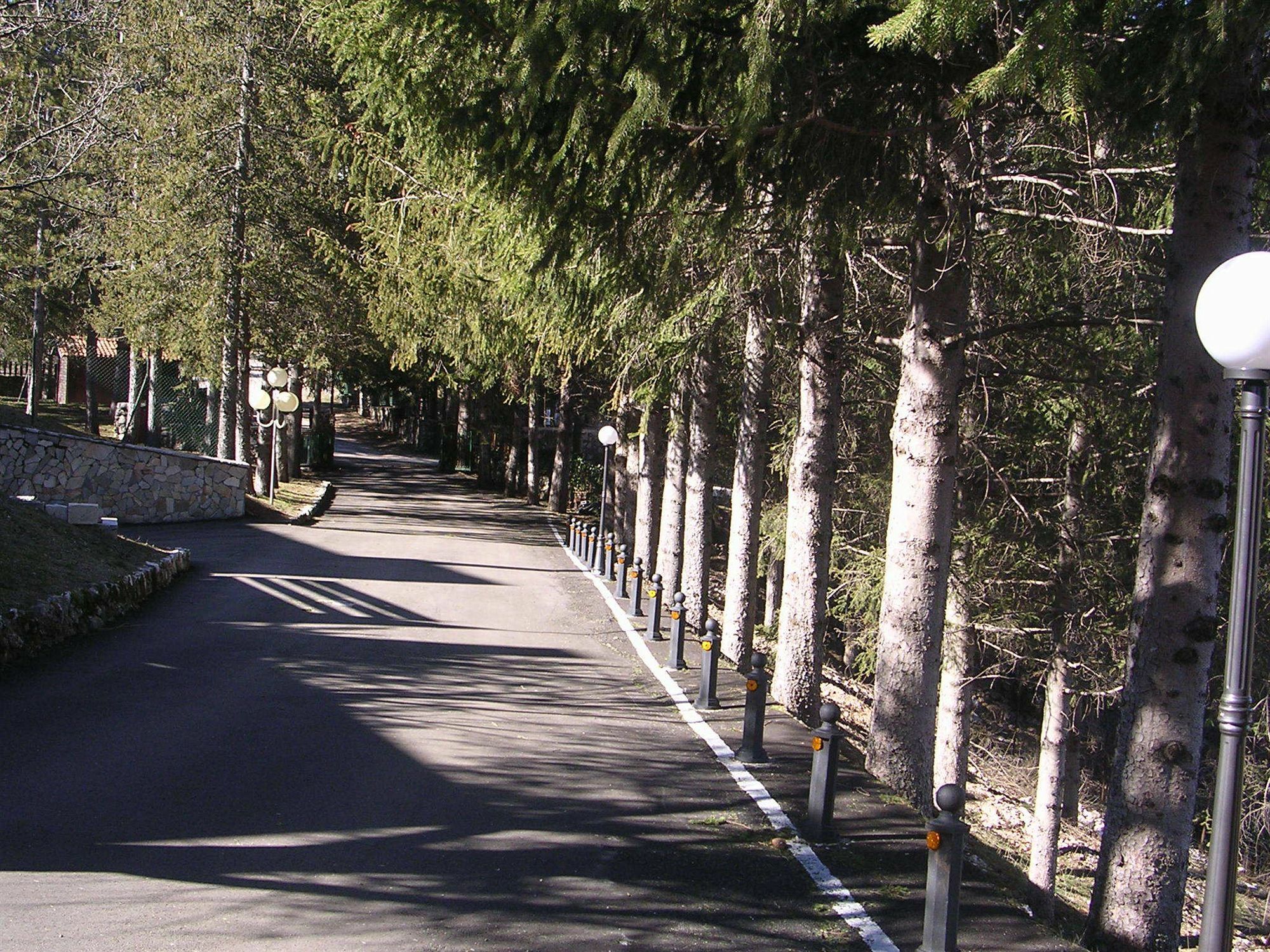 פסקאסרולי Hotel Orso Bianco מראה חיצוני תמונה